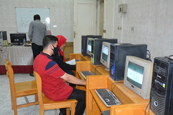 جامعة الفيوم : ١٧٠ جهاز حاسب آلي متاح لتسجيل رغبات طلاب التنسيق