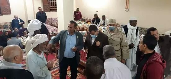 جامعة أسوان تنظم أكبر قافلة طبية شاملة لقرية العلاقي بحدود مصر