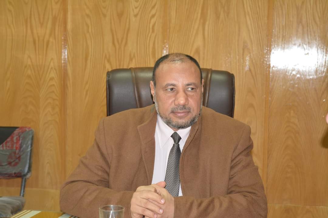 نائب رئيس جامعة الأزهر يجتمع بمديري المدن الجامعية استعداداً لعودة الطلاب للسكن