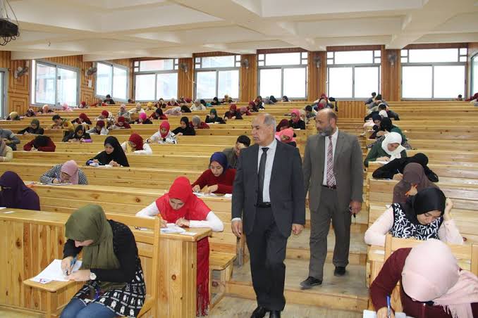 انطلاق امتحانات الفصل الدراسي الأول بجامعة كفرالشيخ