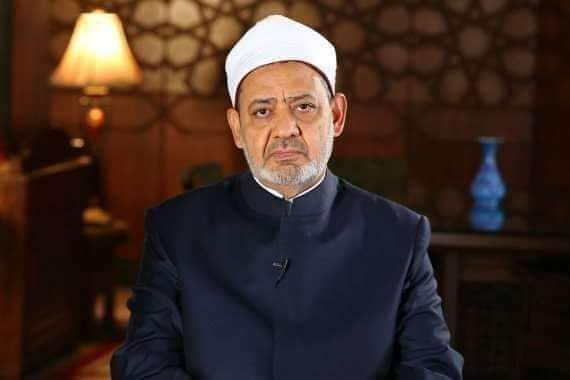 الإمام الأكبر يوجه بإرسال قافلة إغاثية عاجلة إلى غزة