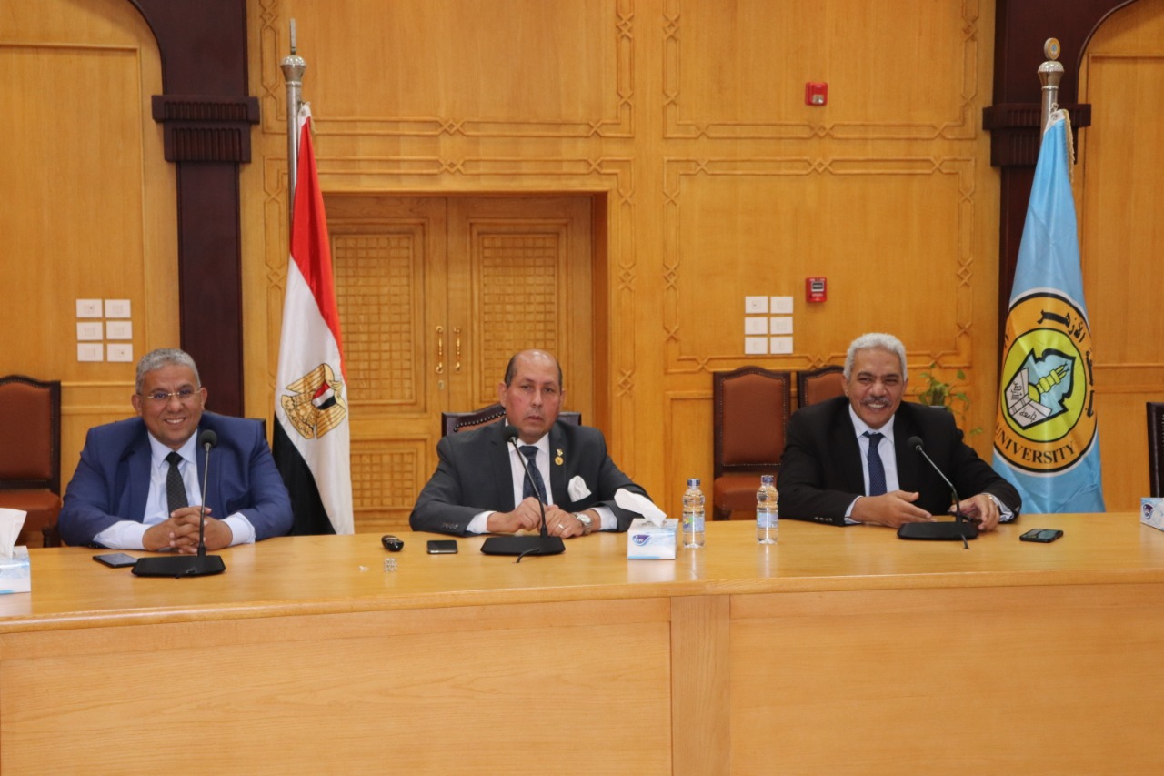 تعاون بين جامعة الأزهر وحماة الوطن دعمًا للبحث العلمي وتحقيقًا لرؤية مصر 2030