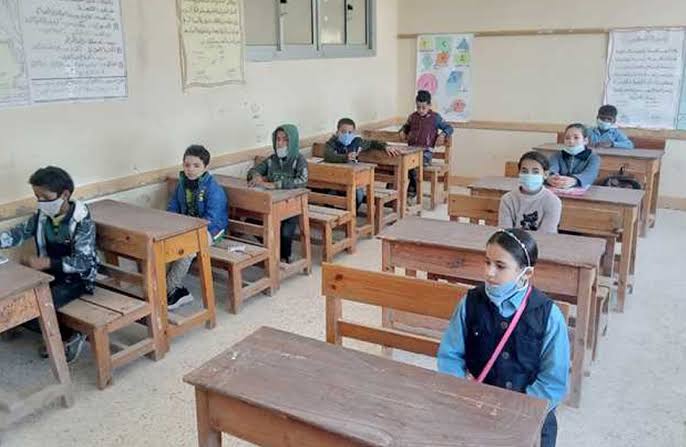 أولياء أمور مصر: اتقان الانجليزية والمستوى المادي للأبوين  شروط قبول الأطفال بالمدارس الخاصة