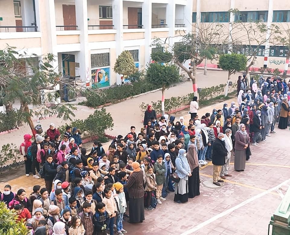 أولياء أمور مصر: لابد من إلغاء احتفالات عيد الأم في المدارس لهذا السبب 