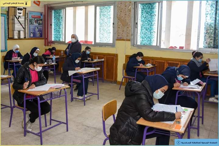 «أبوغالي» تطالب «التعليم» بتركيب مراوح بلجان الثانوية العامة