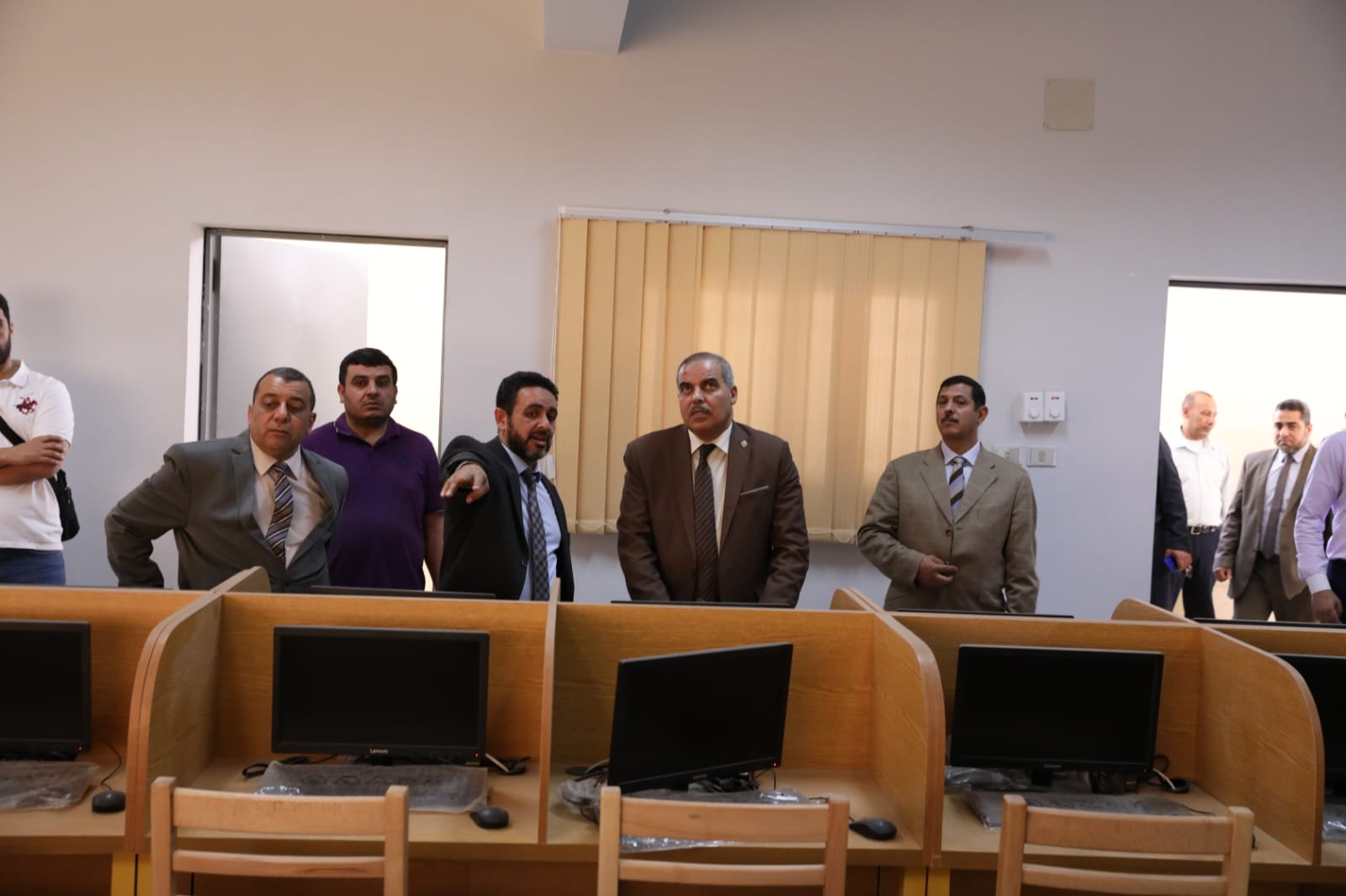 رئيس جامعة الأزهر يتفقد مركز الاختبارات الإلكترونية بمدينة نصر