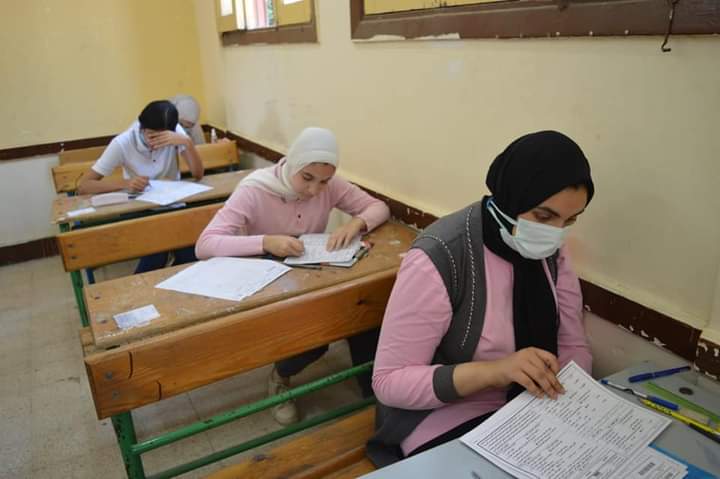 بالبابل شيت.. 3 نماذج امتحانية لطلاب الشهادة الإعدادية ببورسعيد