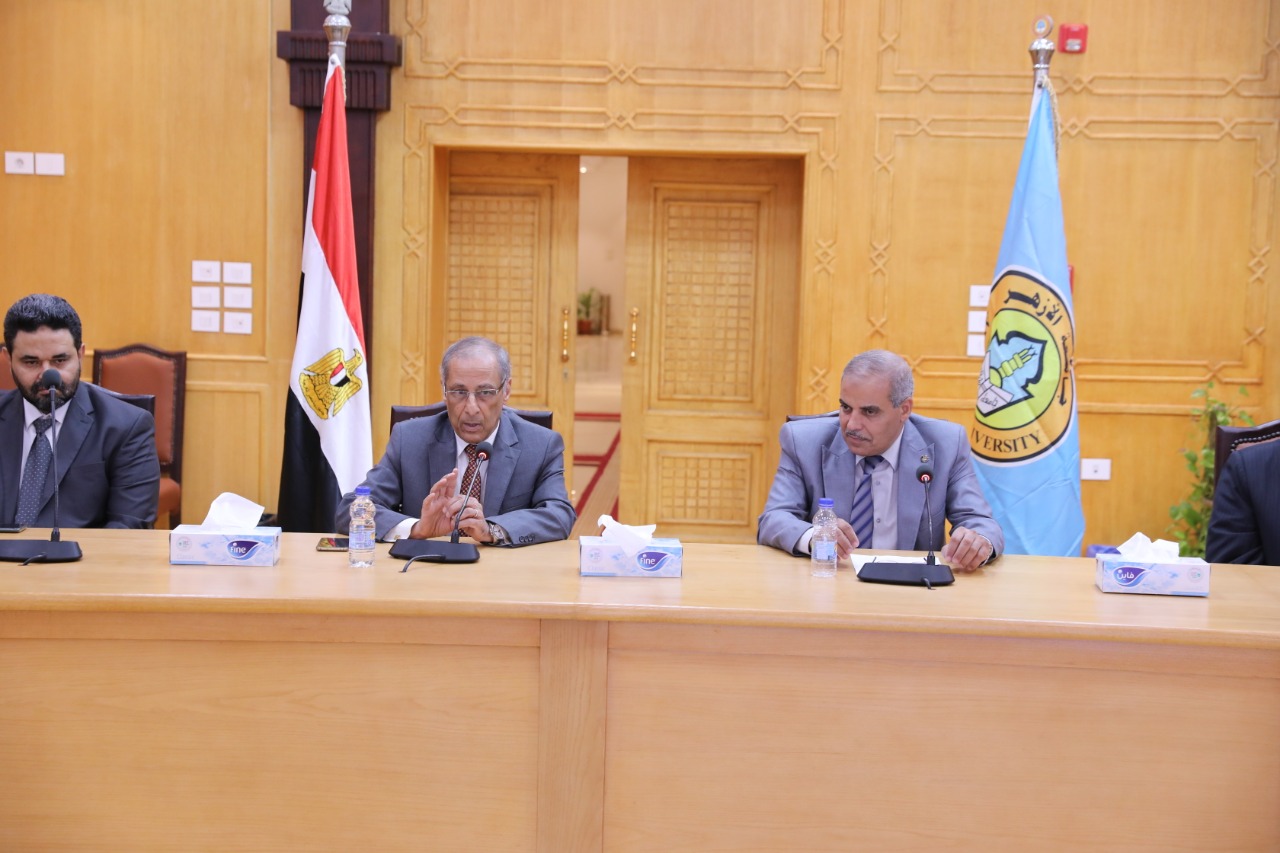 رئيس وكالة الفضاء المصرية يشيد بجهود جامعة الأزهر في الجمهورية الجديدة
