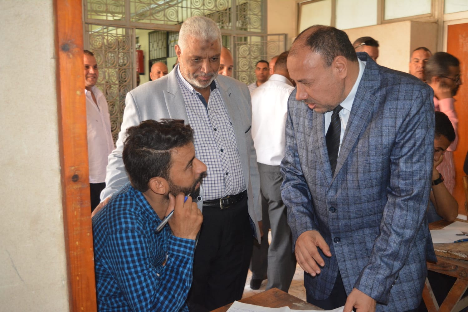 نائب رئيس جامعة الأزهر يتفقد امتحانات التصفية بالكليات الشرعية بأسيوط