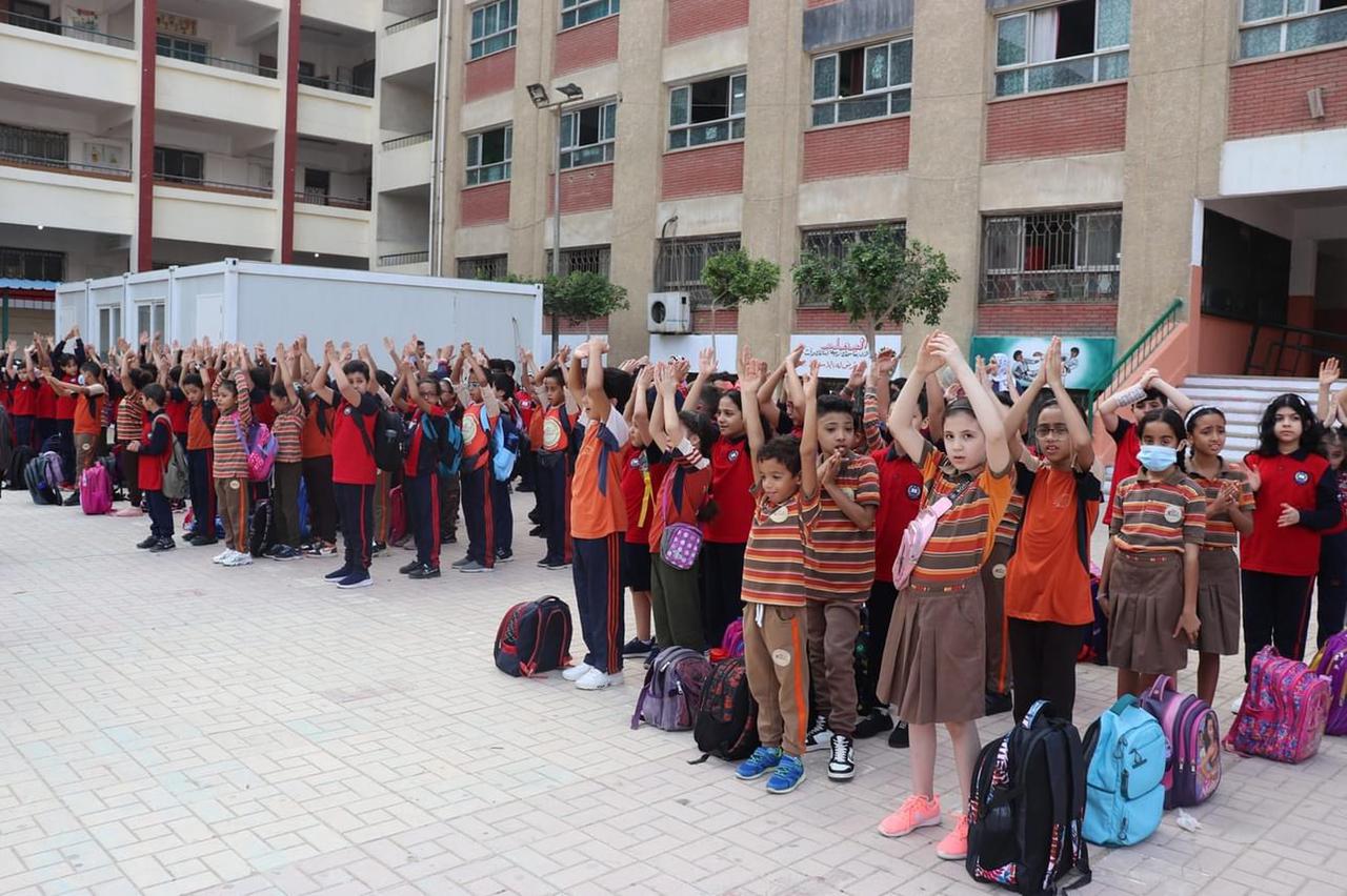 أمهات مصر: المدارس ترفض تشغيل المراوح ومعظمها لم يتم عمل صيانة لها