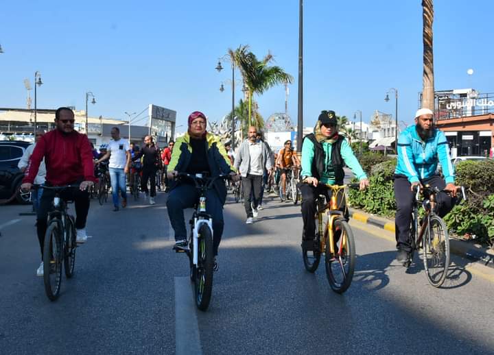 وكيل التعليم ببورسعيد تشارك 120 طالب في سباق الدراجات لمدارس  الإعدادية والثانوية